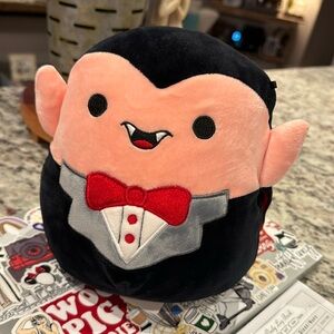 8” Vampire Squishmellow - Excellent Condition